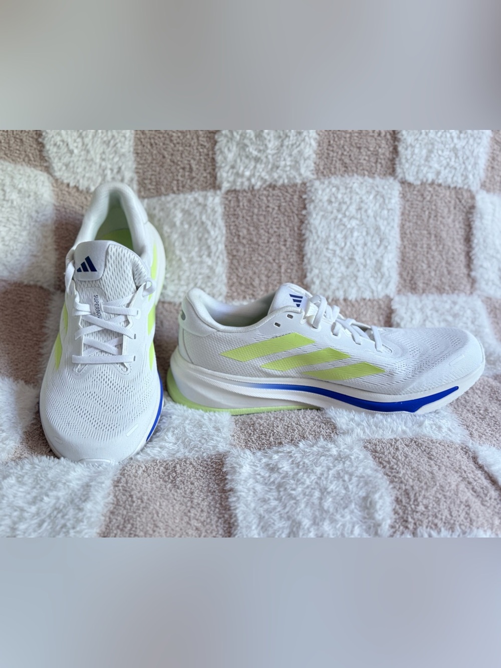 adidas Supernova Dreamstrike+ White Volt Blue Running Shoes [NWOT]